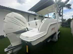 Thumbnail von Boston Whaler 230 Vantage