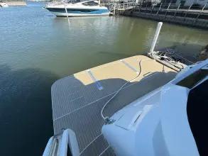 Thumbnail von Cruisers Yachts 57 FLY