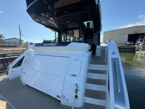 Thumbnail von Cruisers Yachts 57 FLY