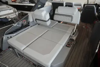 Thumbnail von Harris Crowne 250