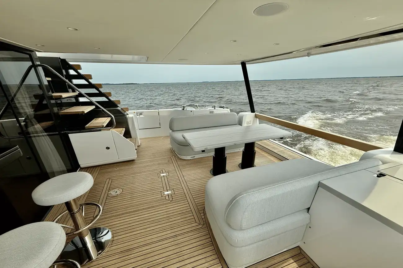 Thumbnail von Azimut 60
