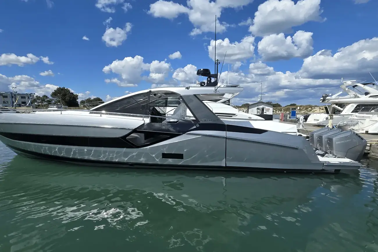 Thumbnail von Azimut 48