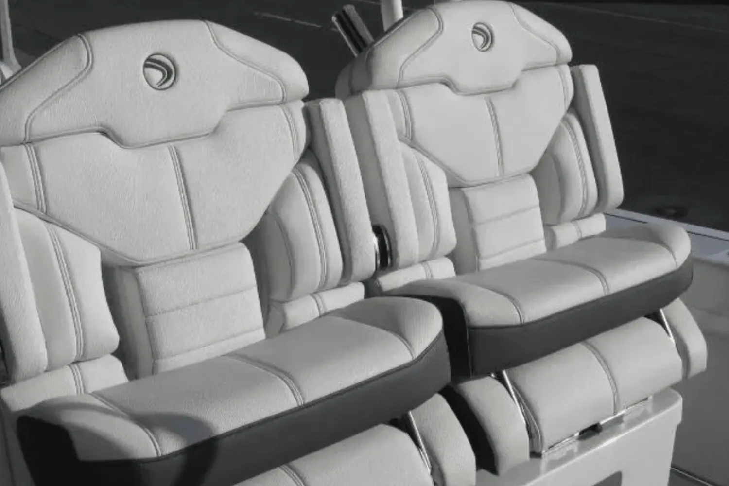 Thumbnail von Edgewater 325 CC