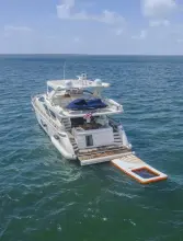 Thumbnail von Azimut 75 Thinks It's His Too