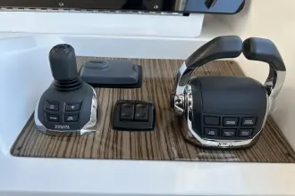 Thumbnail von Cruisers Yachts 48 Cantius