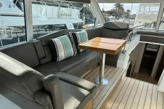 Thumbnail von Cruisers Yachts 48 Cantius