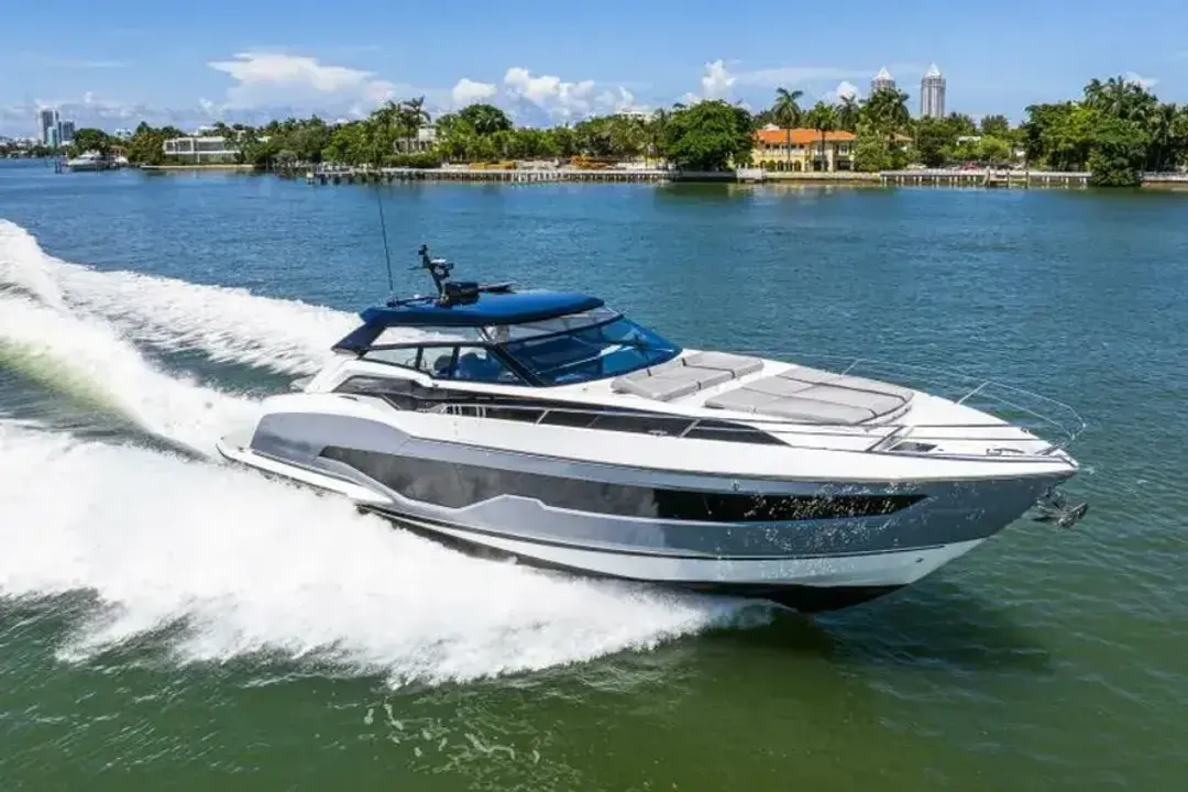 Sunseeker Superhawk 55