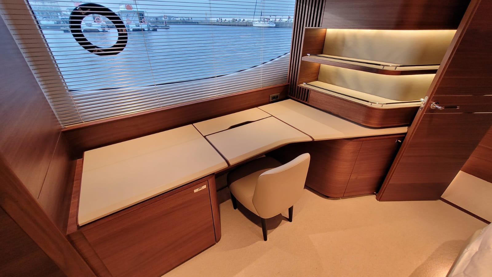 Thumbnail von Princesa Y72