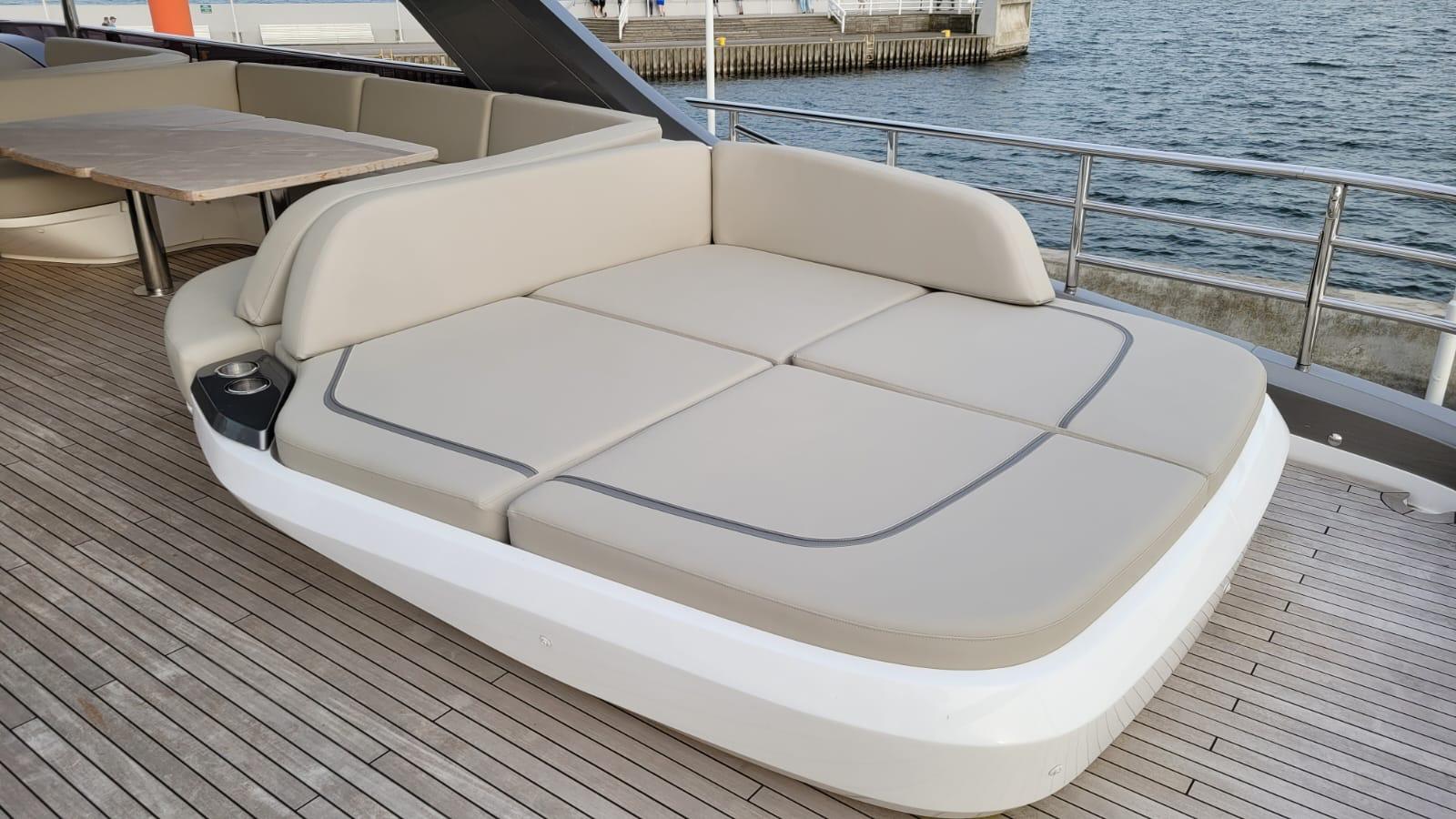 Thumbnail von Princesa Y72