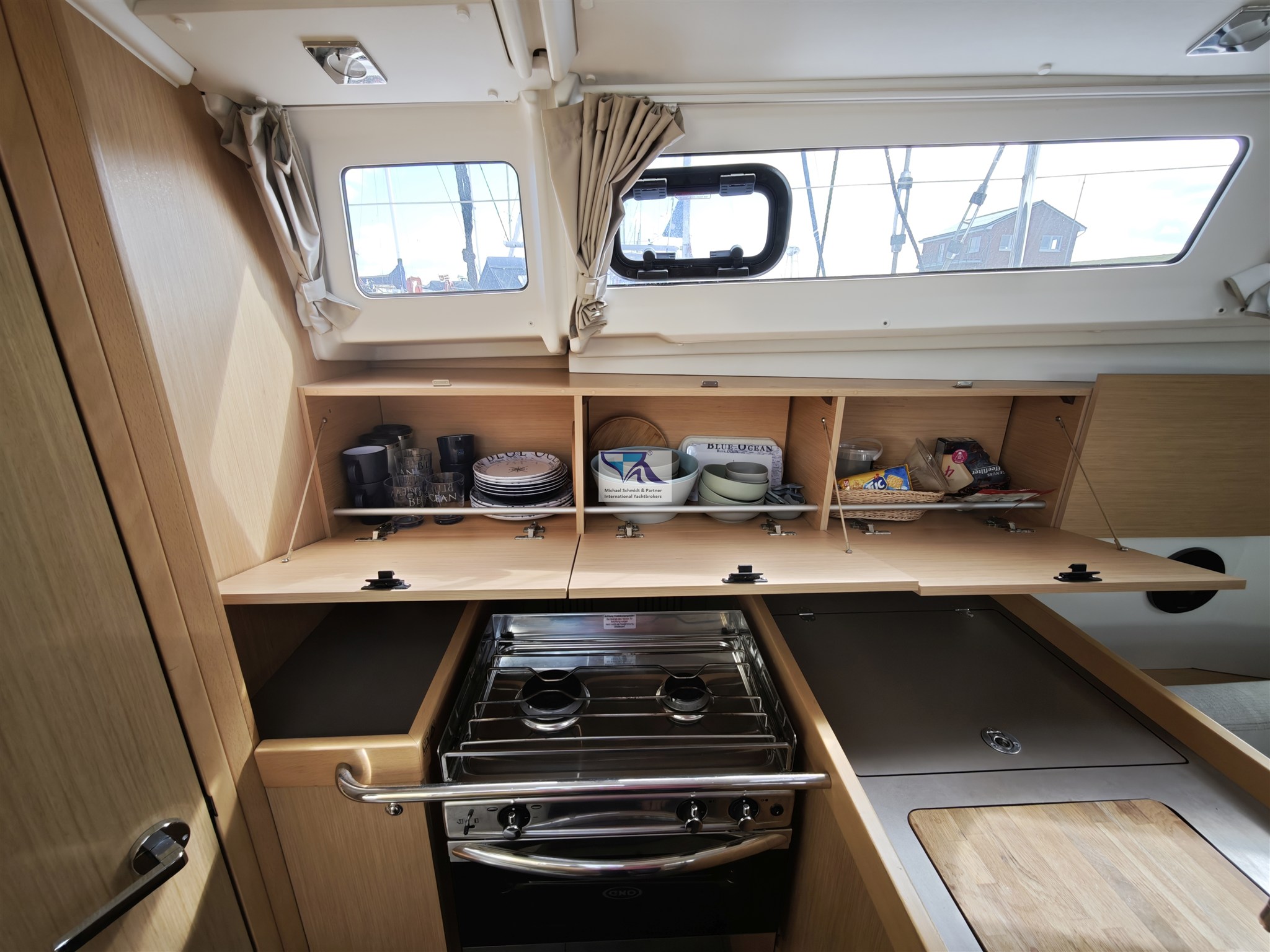 Thumbnail von Beneteau OCEANIS 35.1