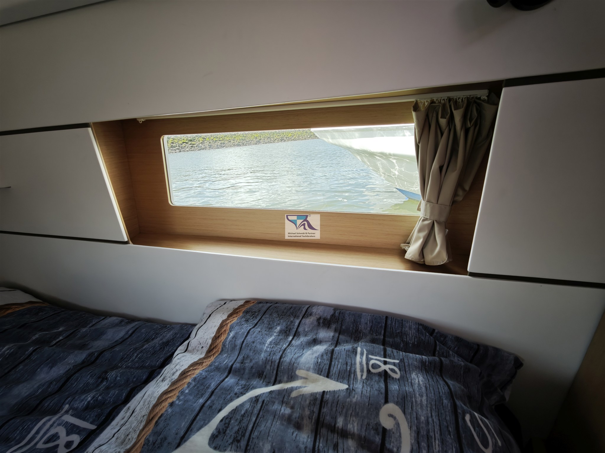 Thumbnail von Beneteau OCEANIS 35.1