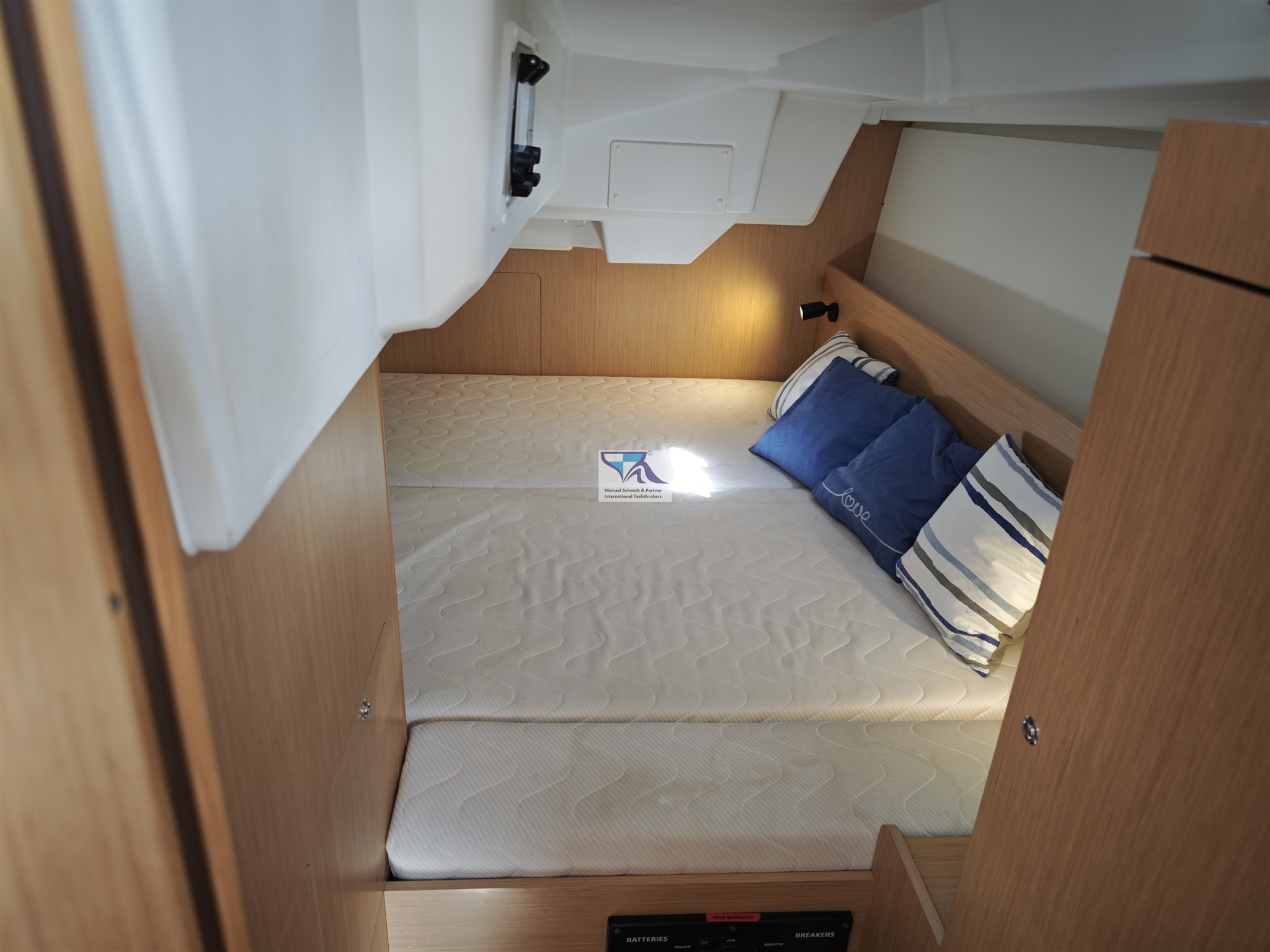 Thumbnail von Beneteau OCEANIS 35.1