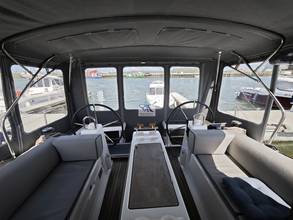 Thumbnail von Beneteau OCEANIS 35.1