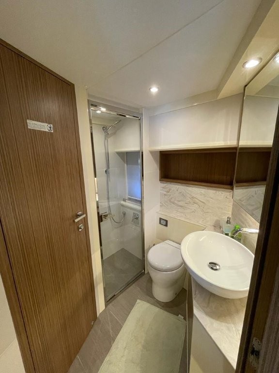 Thumbnail von Absolute 52