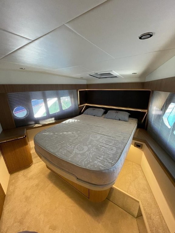 Thumbnail von Absolute 52