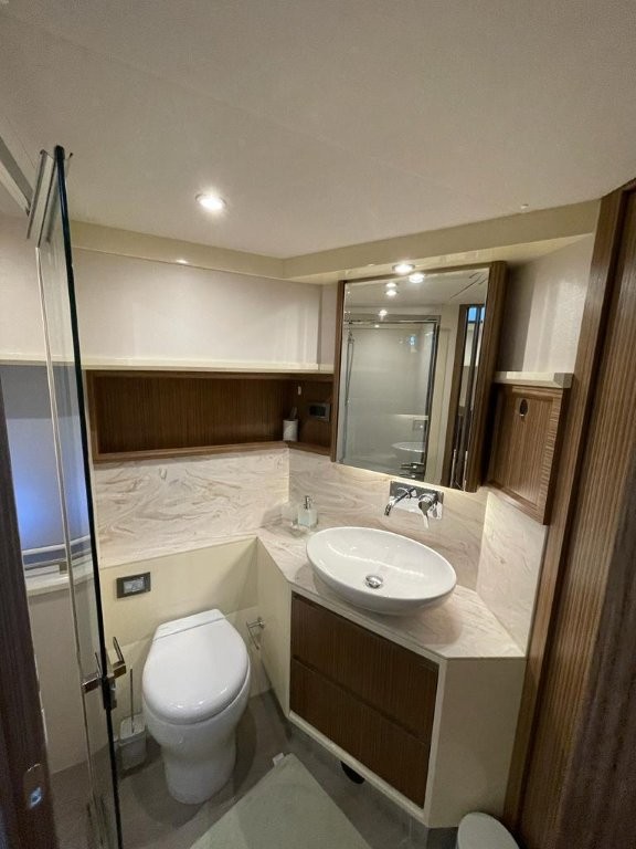 Thumbnail von Absolute 52