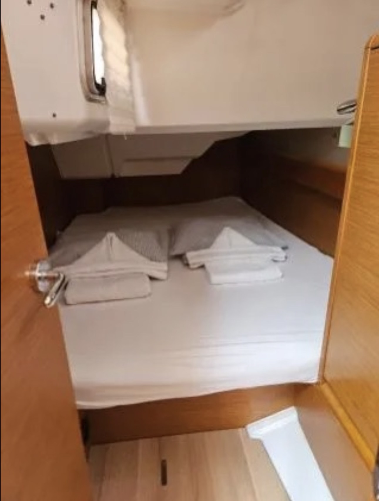 Thumbnail von Jeanneau SUN ODYSSEY 389