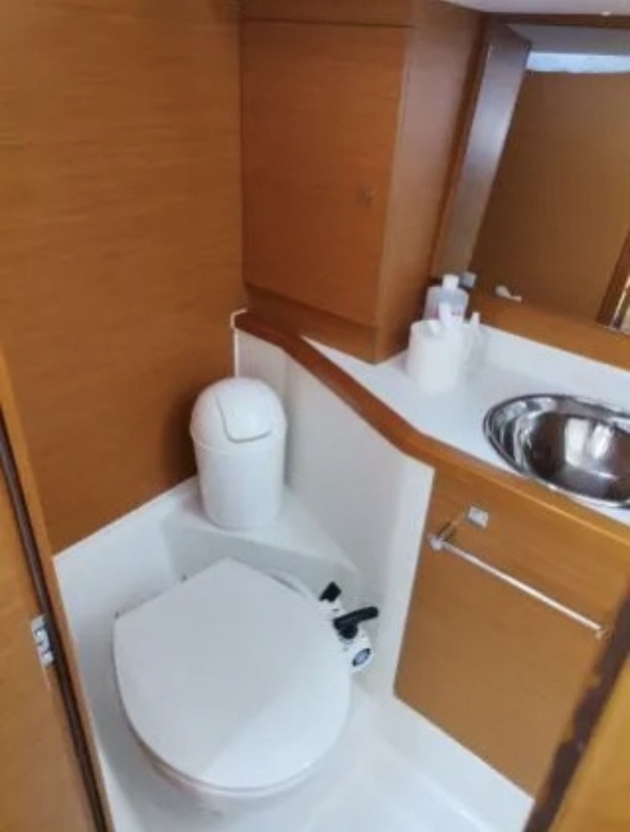 Thumbnail von Jeanneau SUN ODYSSEY 389