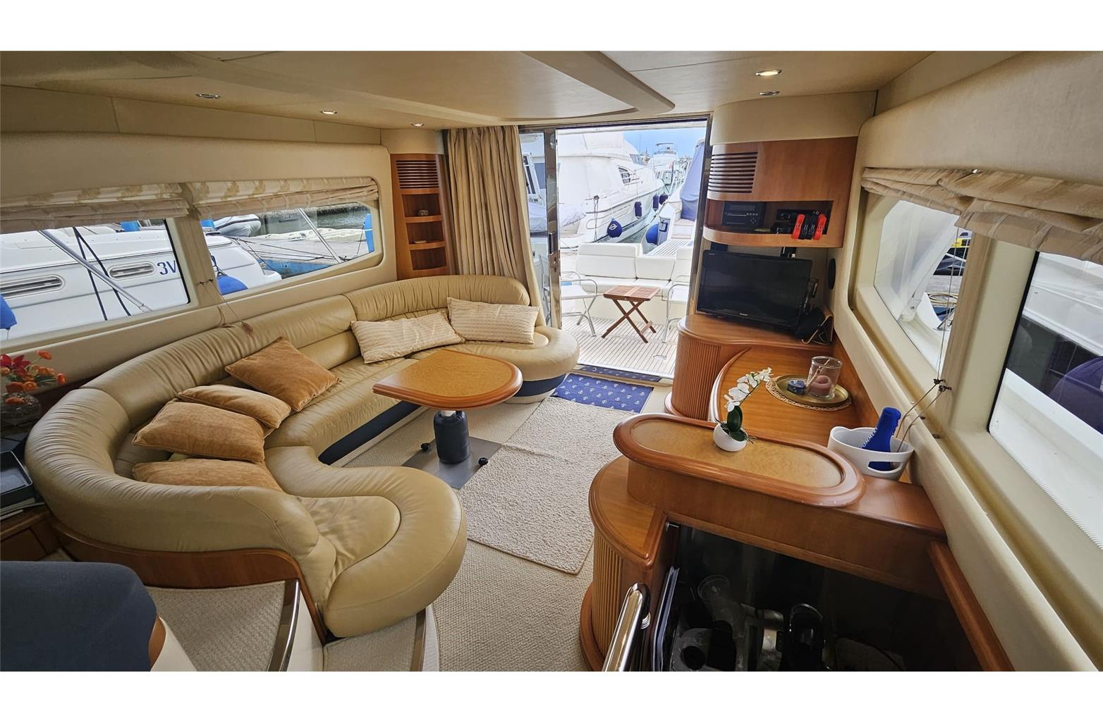 Thumbnail von Azimut 46