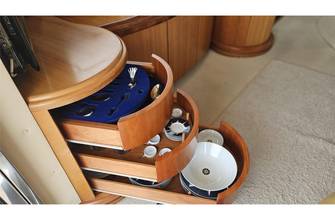 Thumbnail von Azimut 46