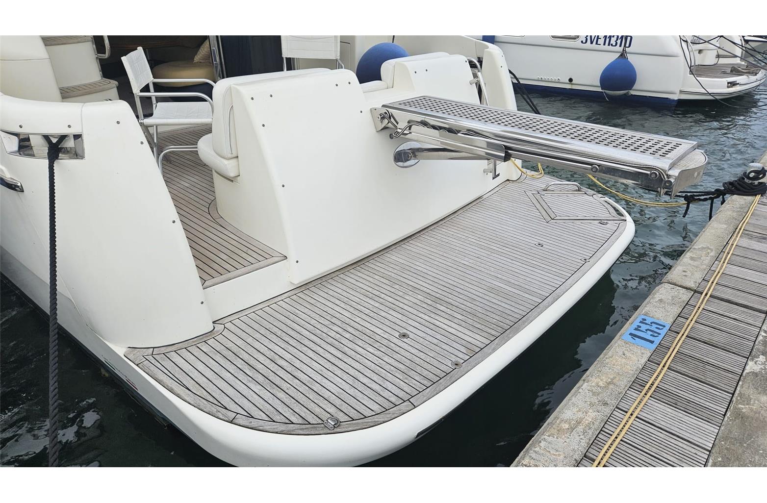 Thumbnail von Azimut 46