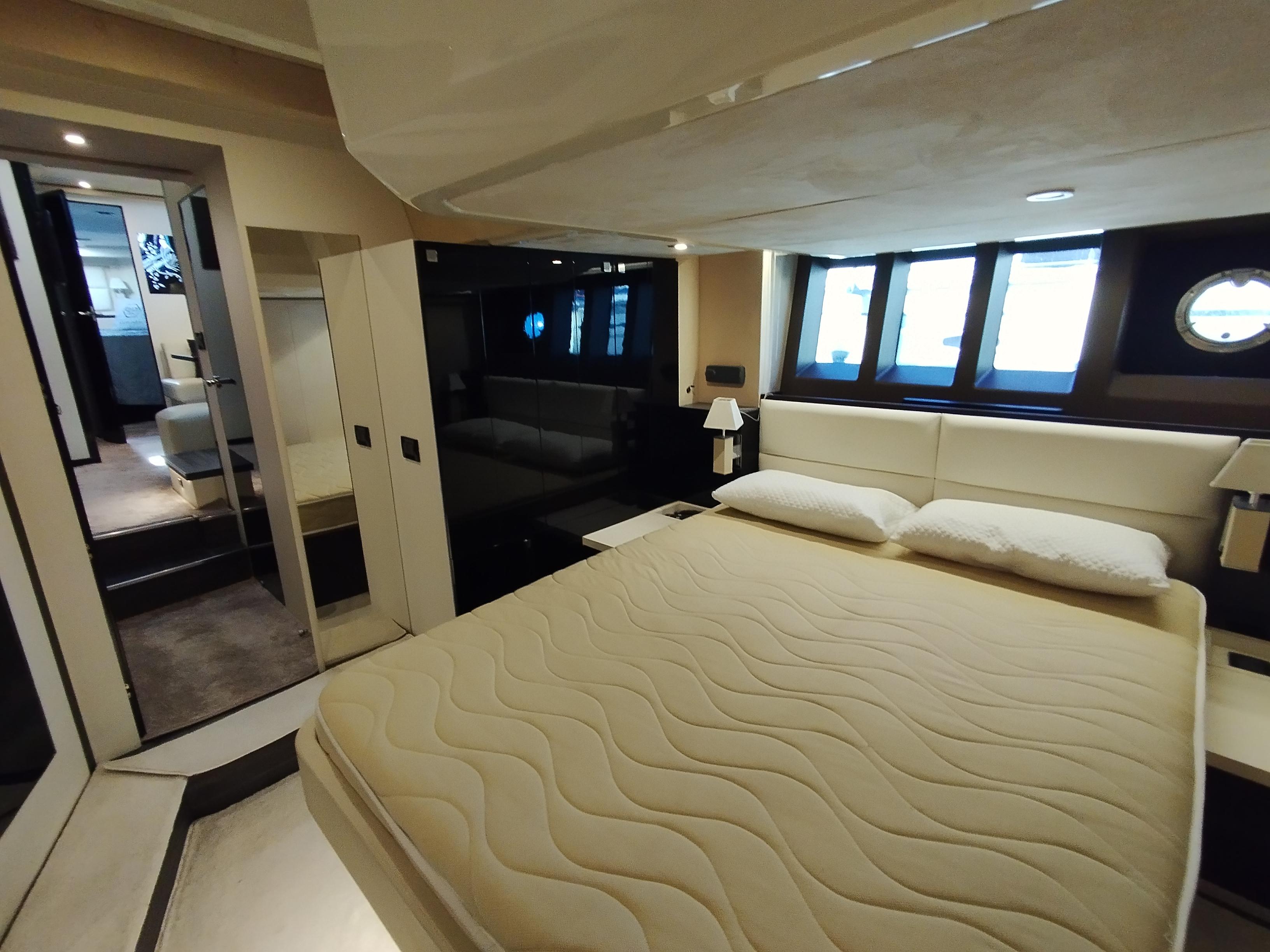 Thumbnail von Cranchi 60