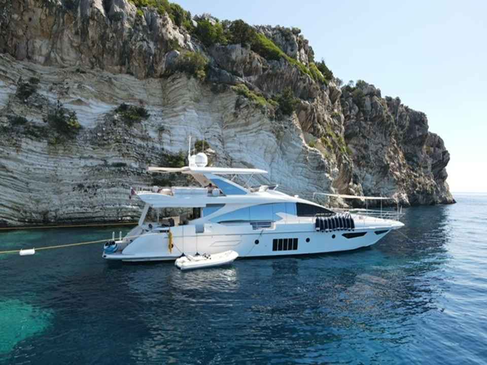 Azimut 80