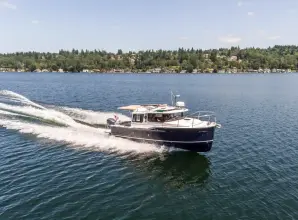 Thumbnail von Ranger Tugs R-27