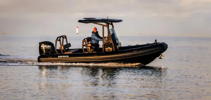 Brig Navigator 22