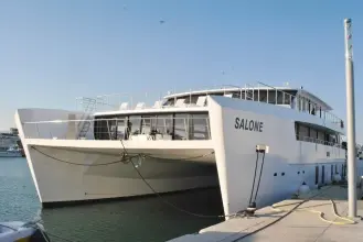 Thumbnail von Maßgeschneiderter Katamaran SALONE