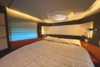 Thumbnail von Azimut 43