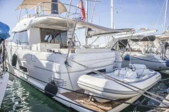 Thumbnail von Azimut Magellano 53