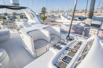 Thumbnail von Elegance 76
