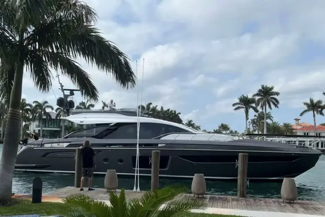 Azimut S8