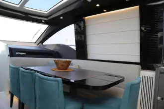 Thumbnail von Azimut S8