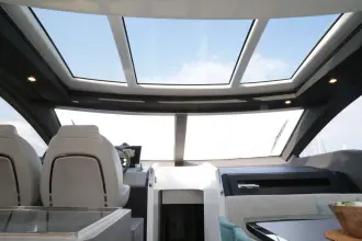 Thumbnail von Azimut S8