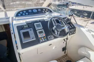 Thumbnail von Azimut S8