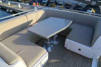 Thumbnail von Azimut S8