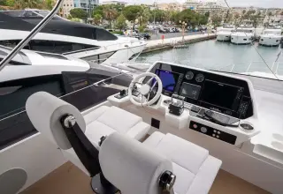 Thumbnail von Sunseeker 75 Sport Yacht