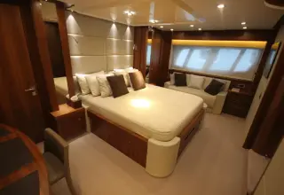 Thumbnail von Sunseeker 80 Yacht