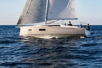 Thumbnail von Beneteau Oceanis 34.1