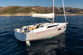 Thumbnail von Beneteau Oceanis 34.1