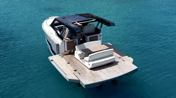 Vi Yachts Q4