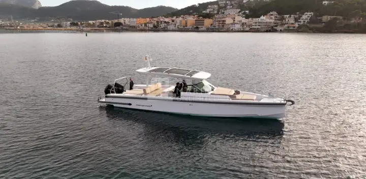 Axopar 37 Sun Top