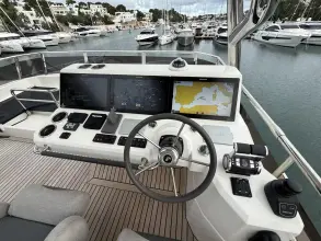 Thumbnail von Beneteau Grand Trawler 62