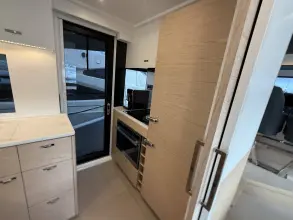 Thumbnail von Beneteau Grand Trawler 62