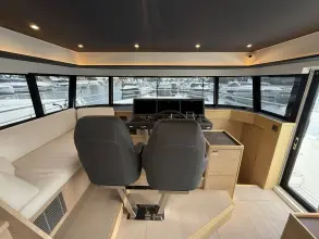 Thumbnail von Beneteau Grand Trawler 62