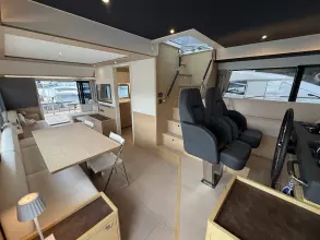 Thumbnail von Beneteau Grand Trawler 62