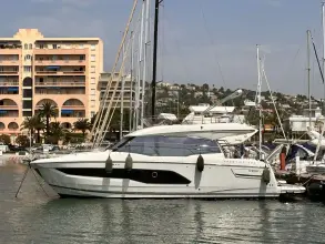 Prestige 420 Fly Loevag