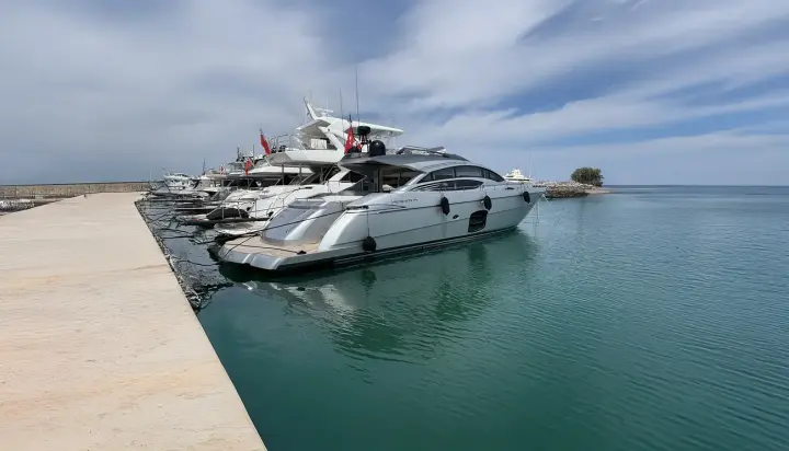 Pershing 74 PERSHING 74